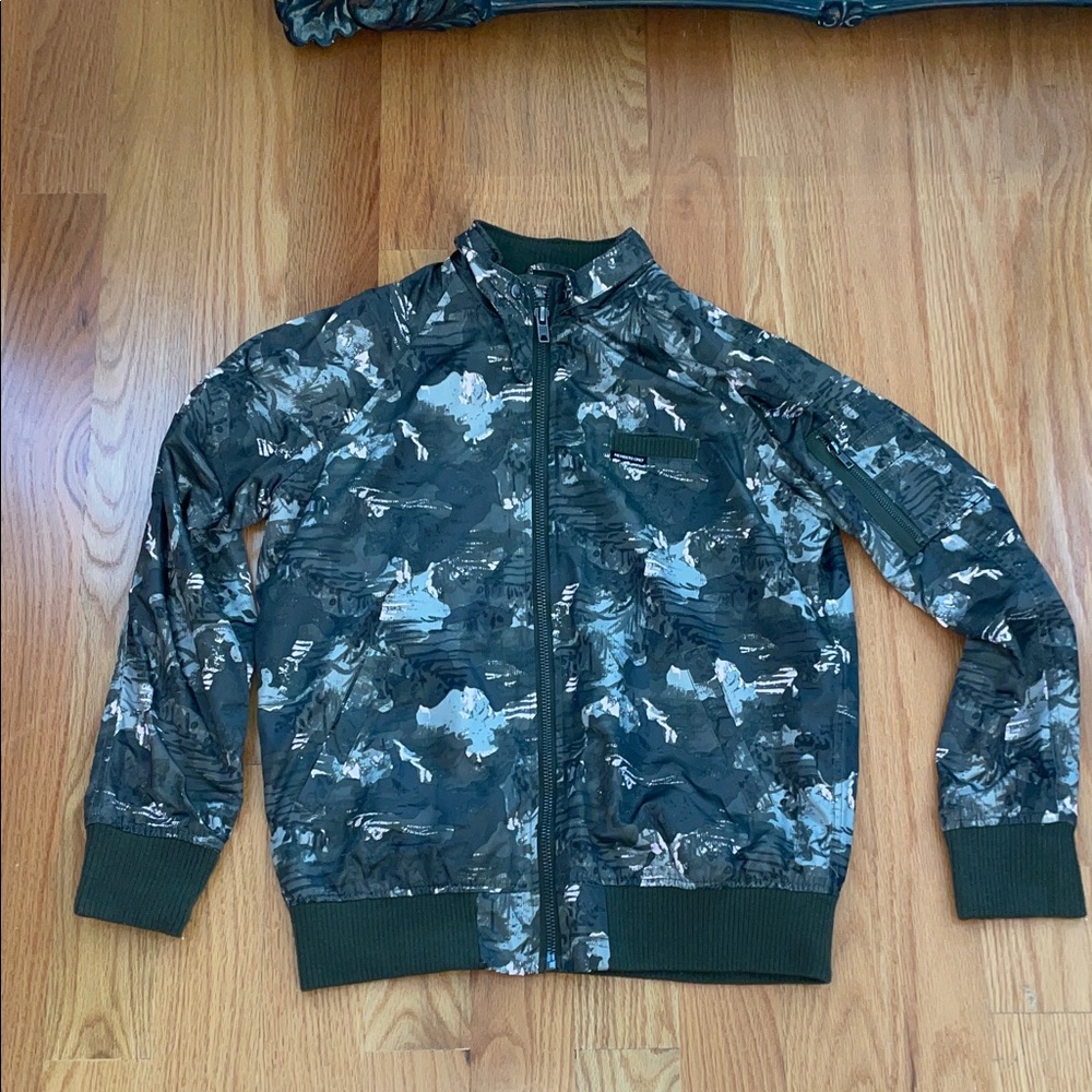 Camouflage Zip-Up Jacket